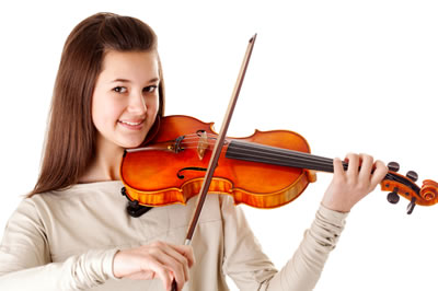 Girl-Playing-Violin